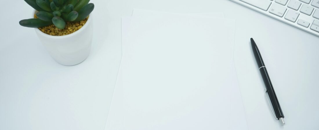 How to Use AI to Write a Resume and Cover Letter (Without Sounding Fake)